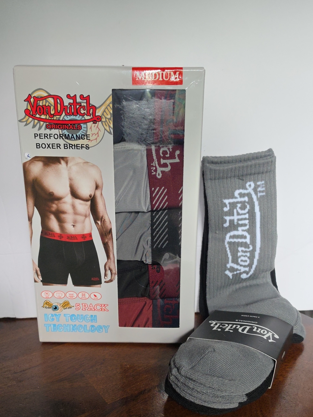 Von Dutch Gray & Maroon Men's Performance Boxer Briefs 5-Pack with Gray Socks